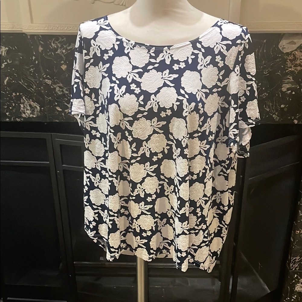 Floral Print Women's Top - Navy and White